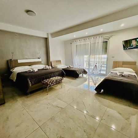 Aqua Marine B&B - Rooms And Apartments 米拉佐 外观 照片